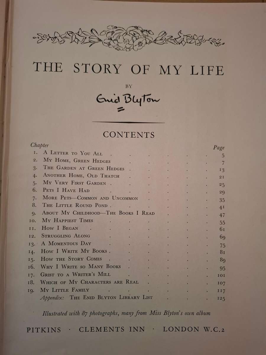 The Story of My Life - Enid Blyton  (Hardcover)