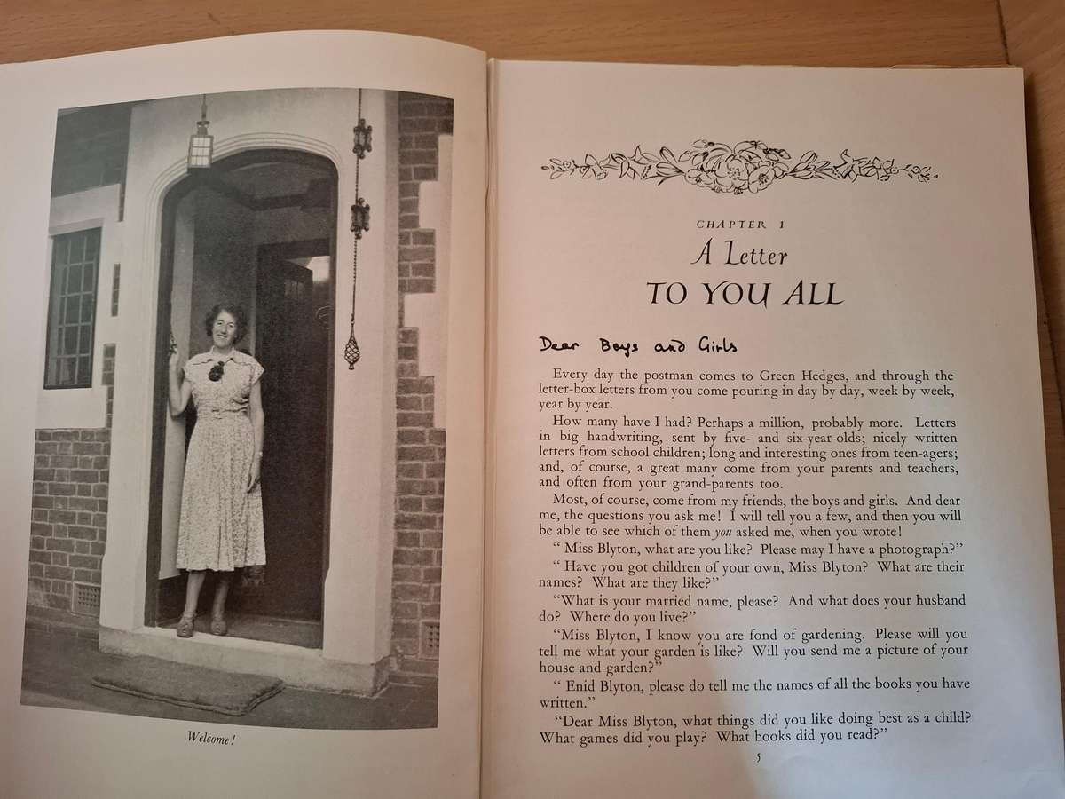 The Story of My Life - Enid Blyton  (Hardcover)