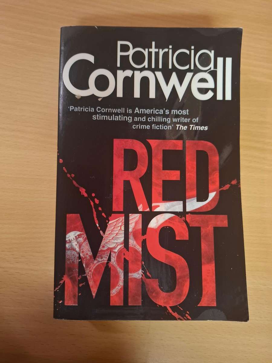 Red Mist : Patricia Cornwell  (Paperback)