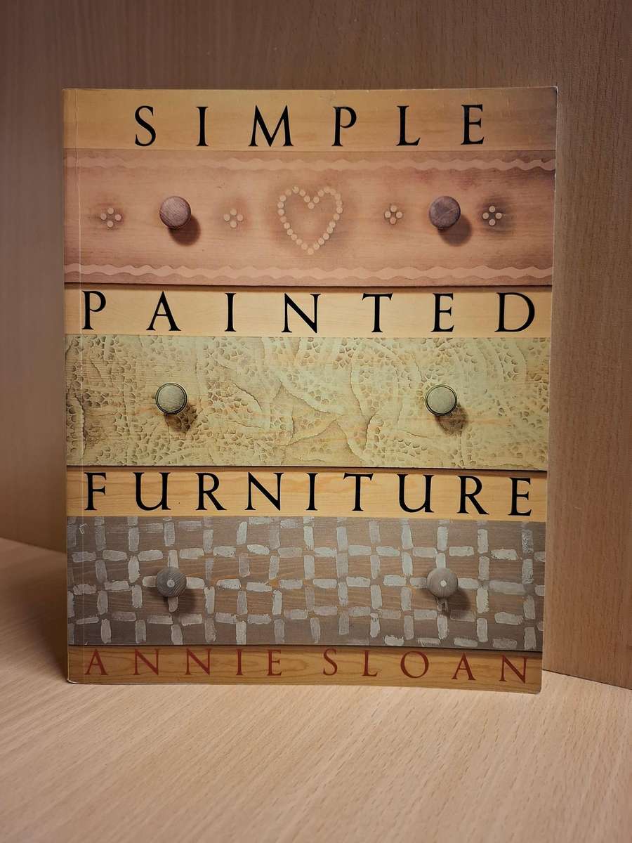 Simple Painted Furniture - Annie Sloan  (Paperback)