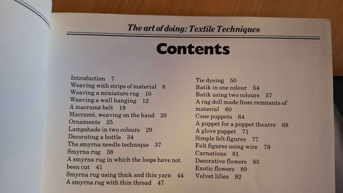 The Art of Doing - Textile Techniques (Paperback)