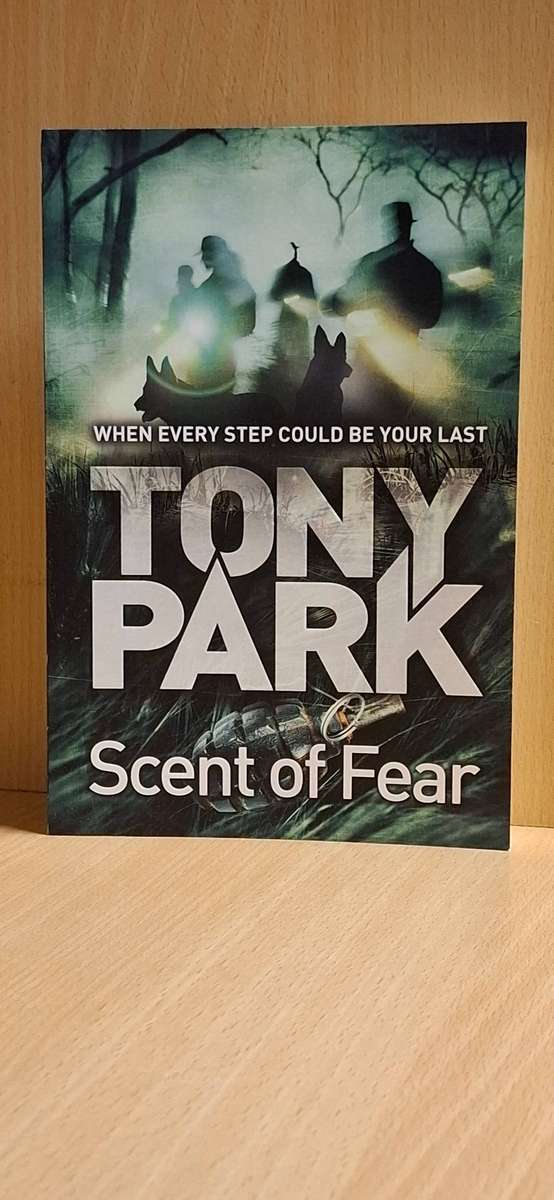 Scent of Fear : Tony Park  (Large Paperback)  NEW CONDITION