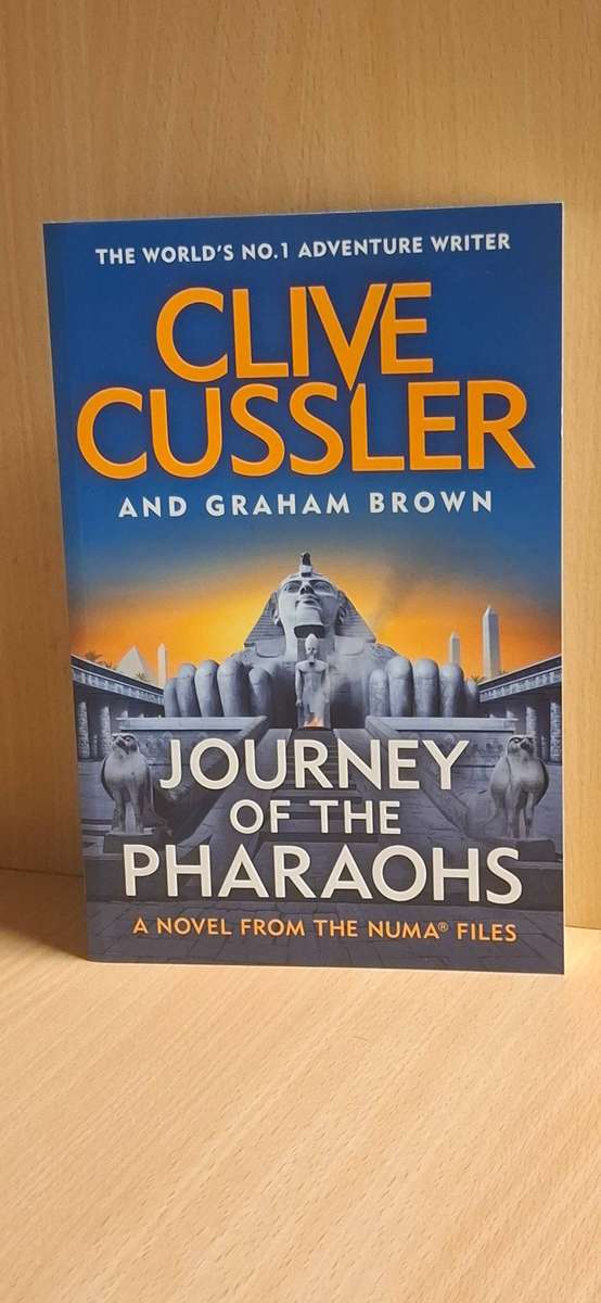 Journey of The Pharaohs : Clive Cussler (Large Paperback) NEW CONDITION