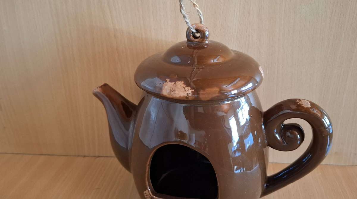 Stoneware Teapot Shape Bird Feeder