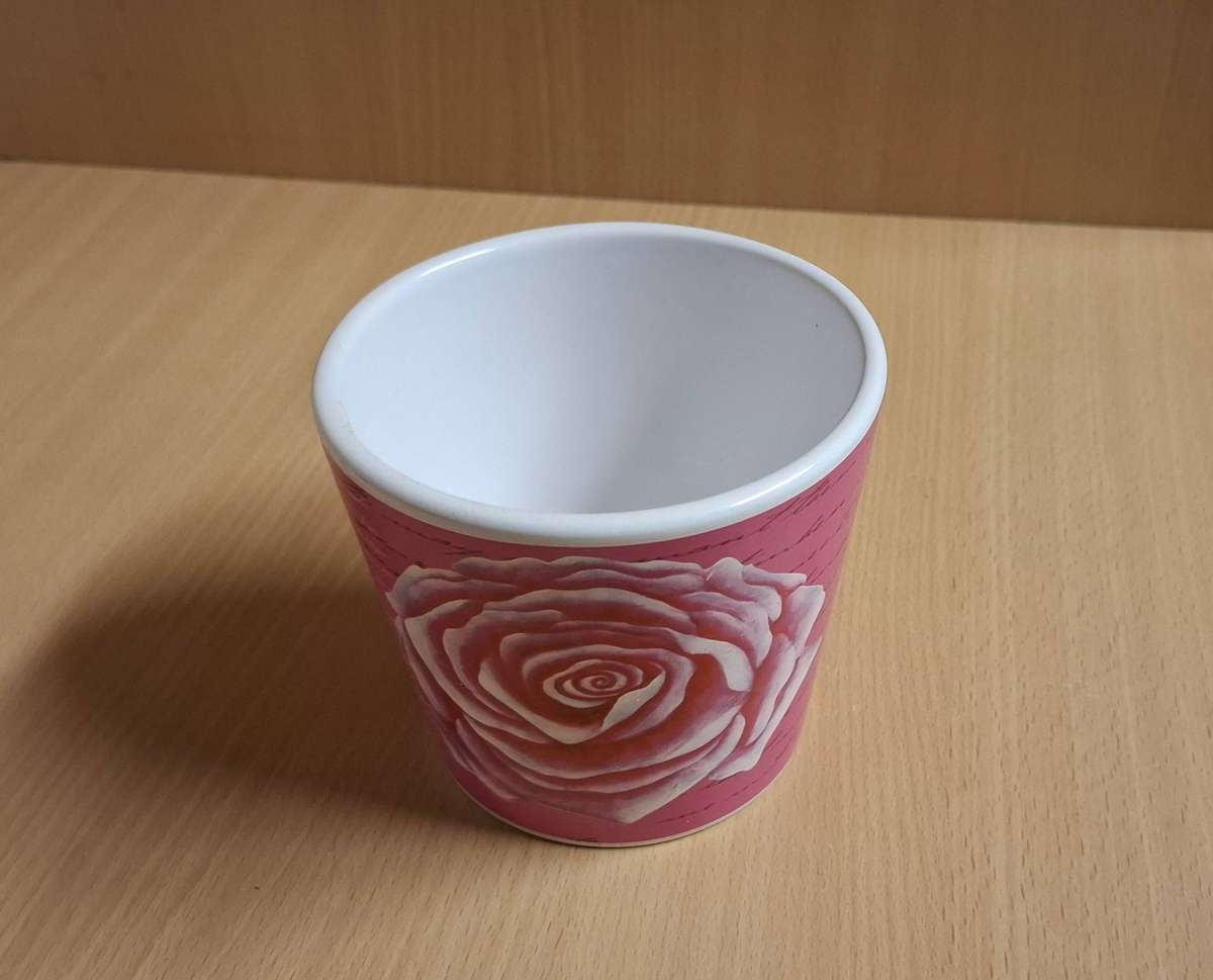 Rose Pattern Ceramic Plant Pot/Planter (height 10cm width 12cm)