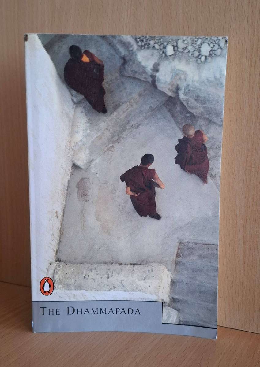 The Dhammapada  (Paperback)