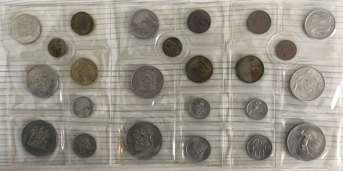 3 x 1978 Uncirculated Mint Sets RSA Sold together.
