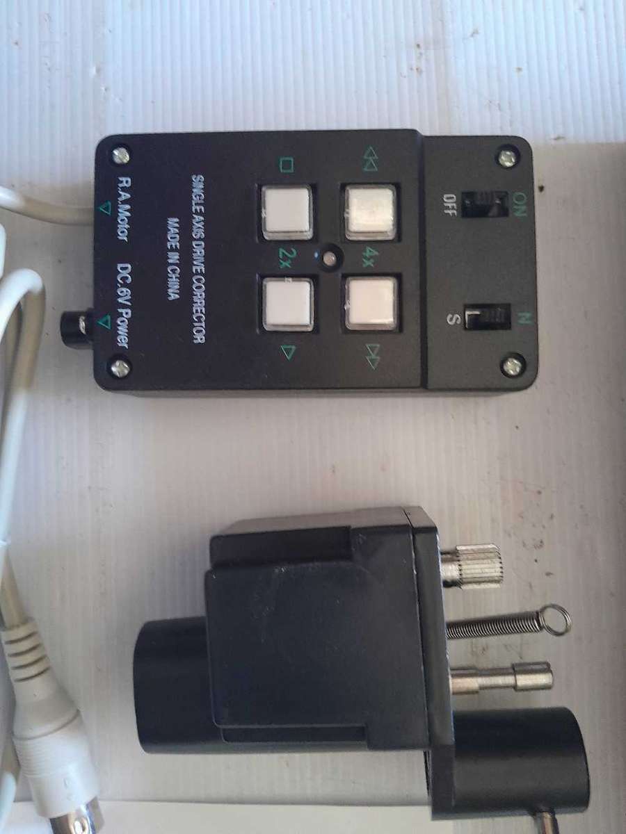 Sky Watcher EQ2 R/A clock drive