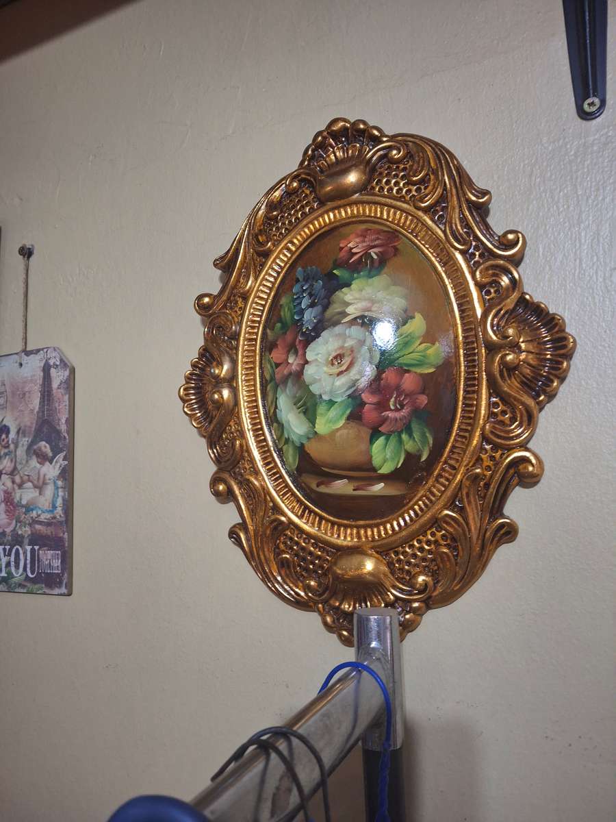 Orante gold framed floarl wall hanging