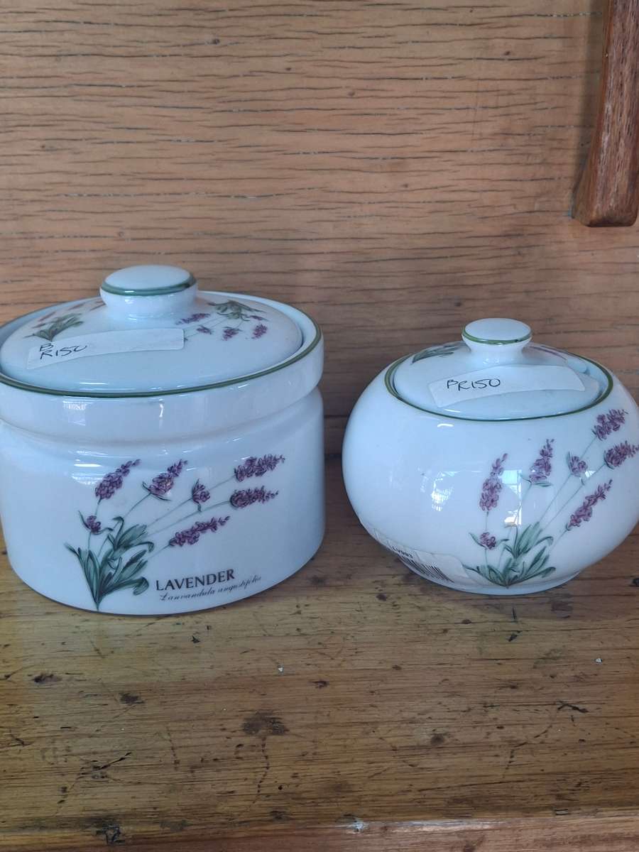 Two lavender wesithail jam or sugar bowls
