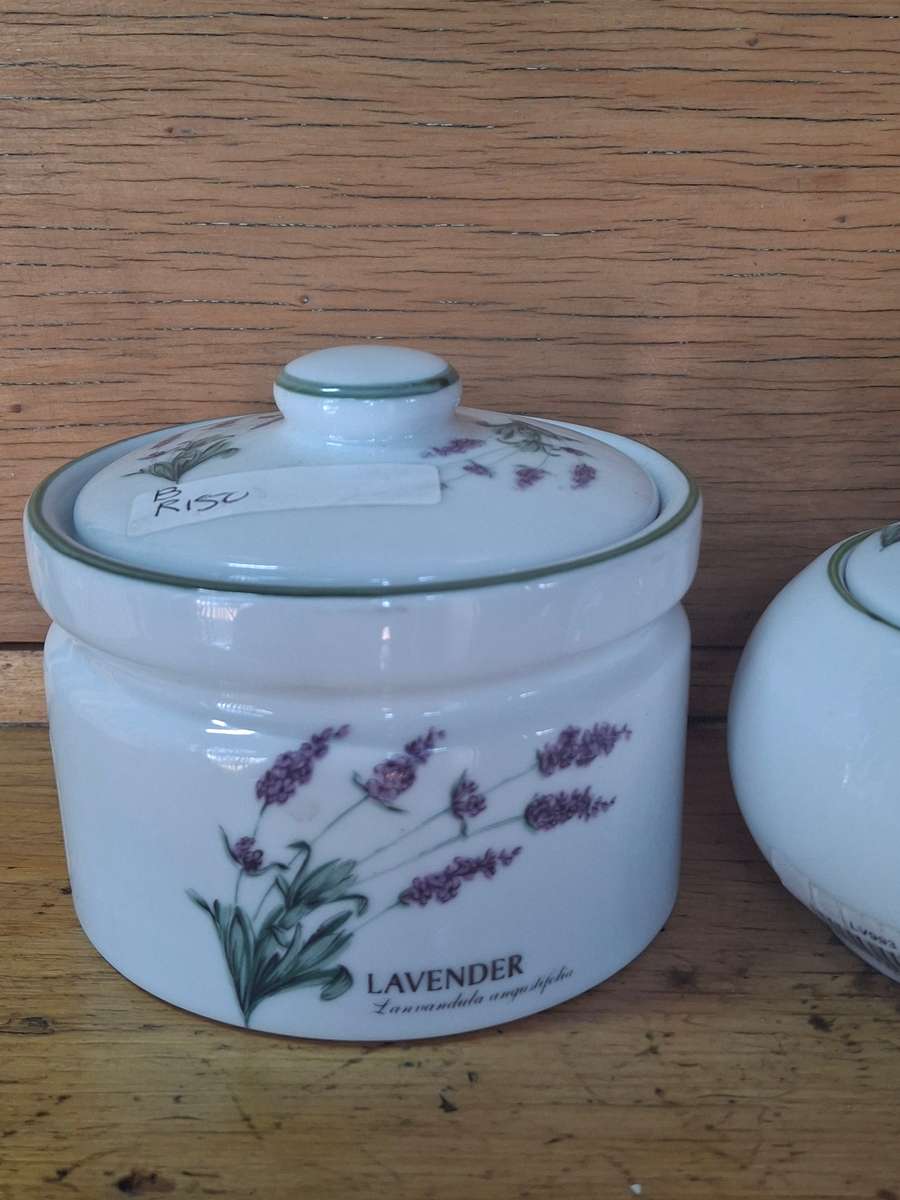 Two lavender wesithail jam or sugar bowls
