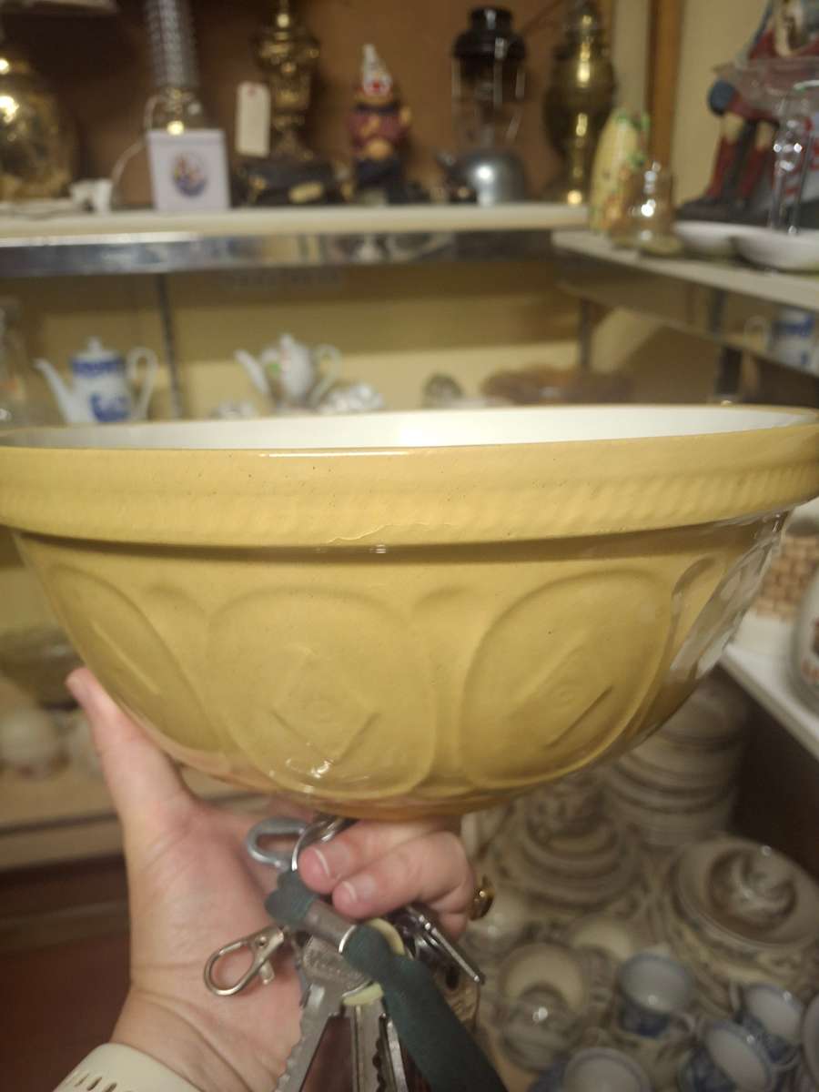 Vintage green mixing bowl