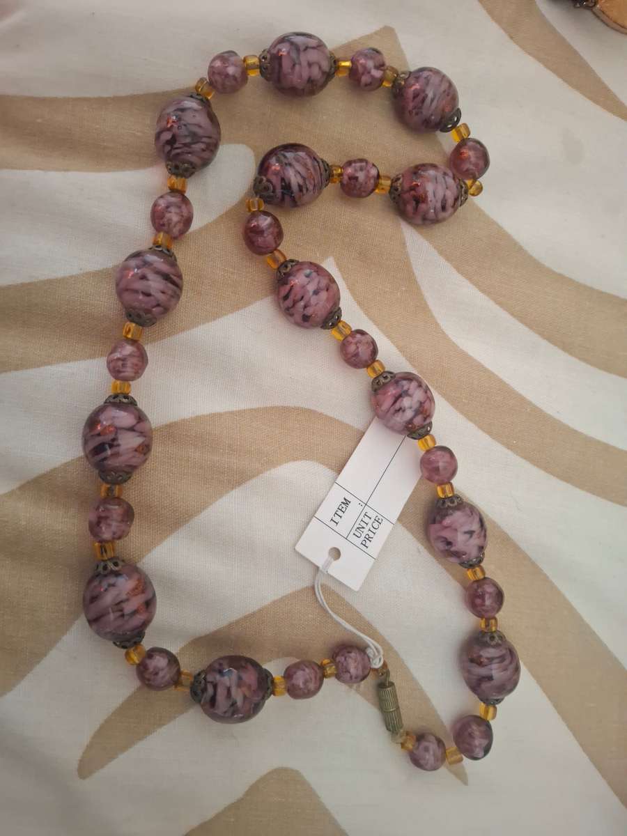 Vintage glass foil beaded necklace