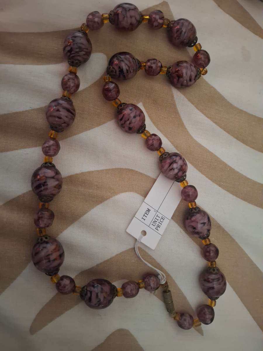 Vintage glass foil beaded necklace