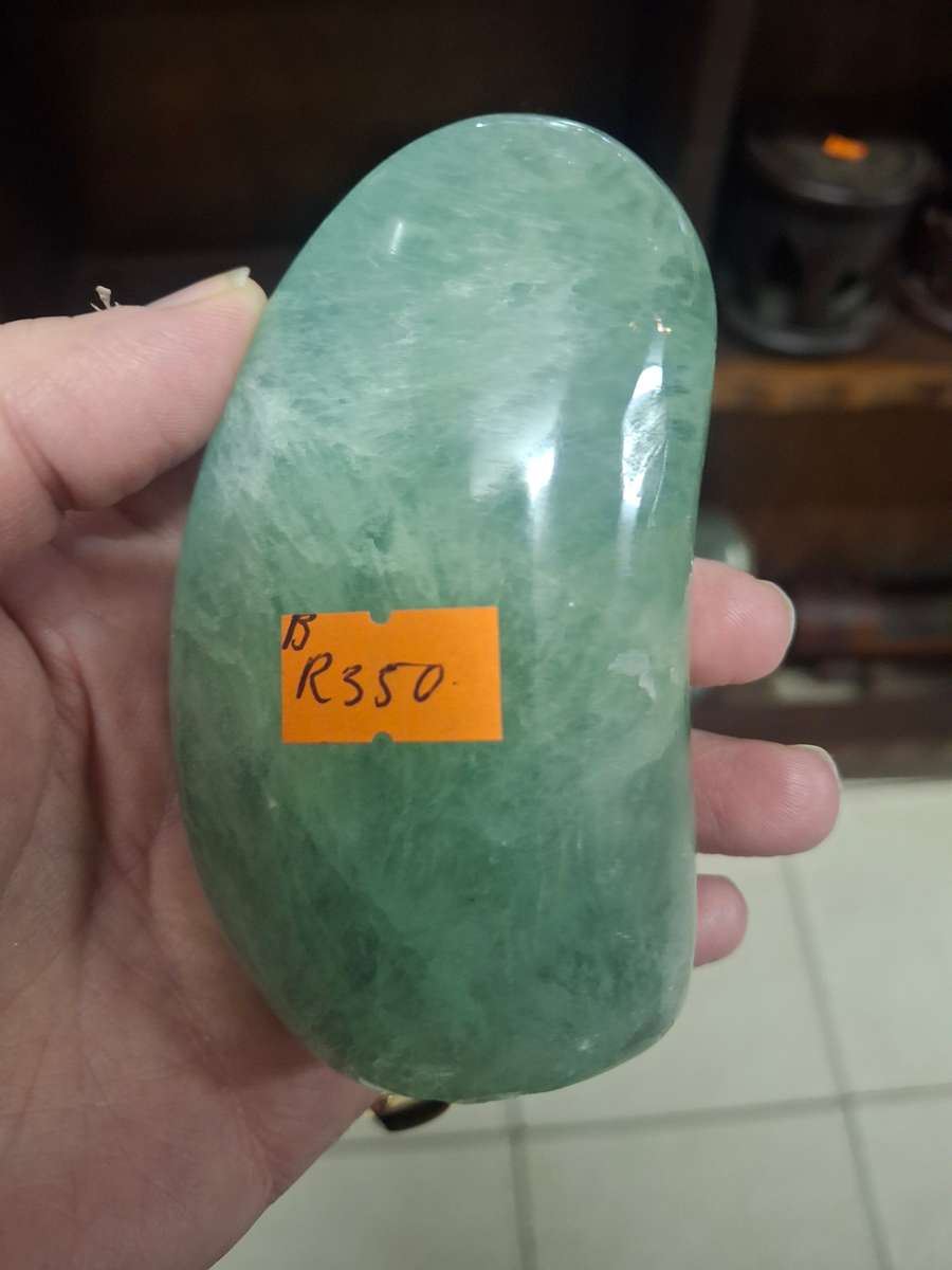 Stunnung green adentrine stone