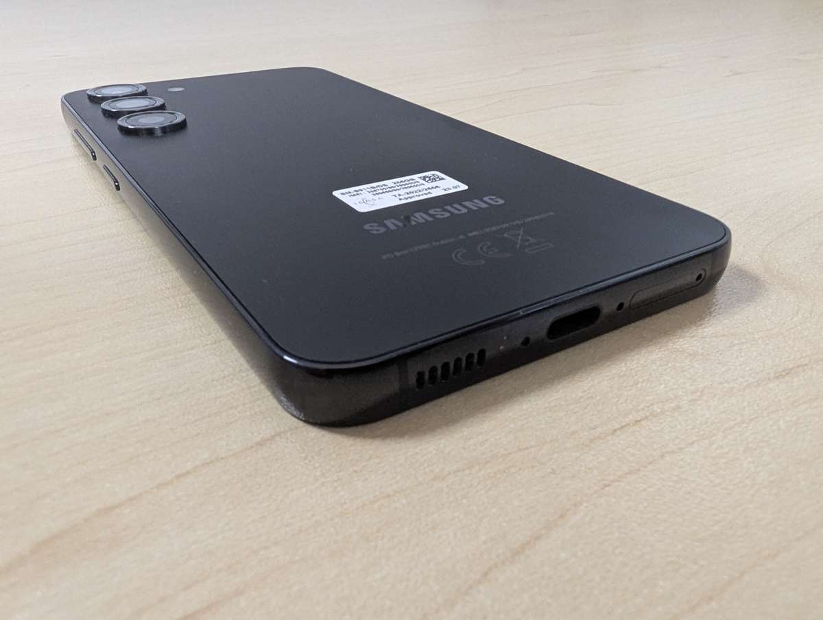 Samsung Galaxy S23, 256GB - Black