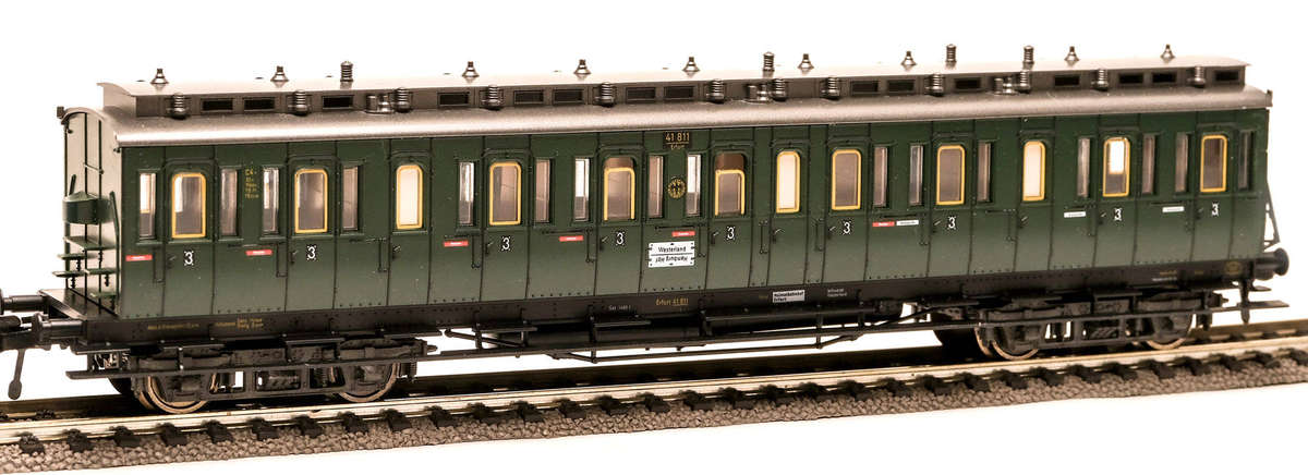 Fleischmann: 5086K and 5087 Passenger Compartment Coaches of the DRG (HO)