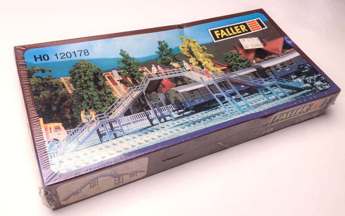 Faller Foot Bridge (HO)