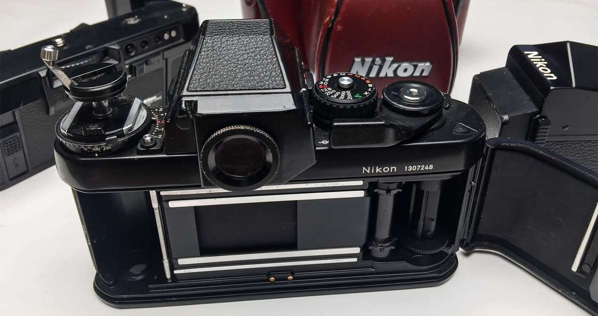Nikon F3