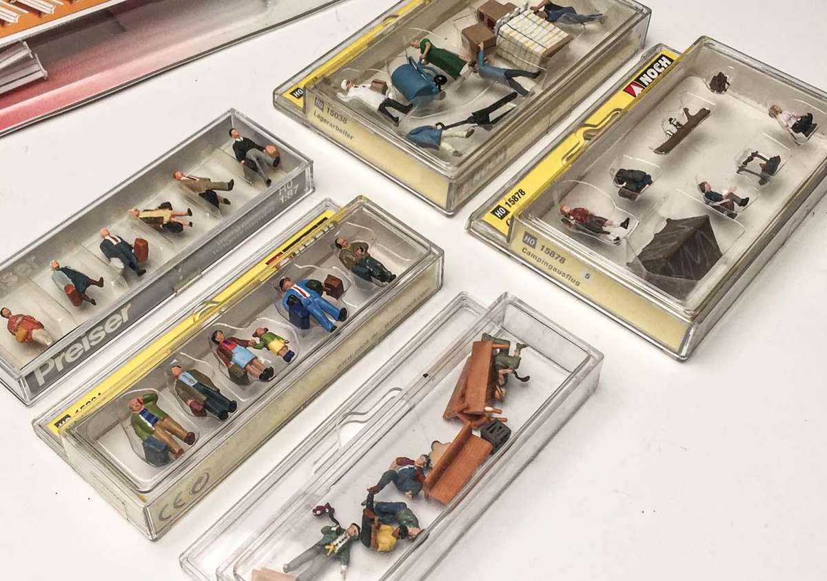 Preiser, Noch, Wiking (HO) People and Items