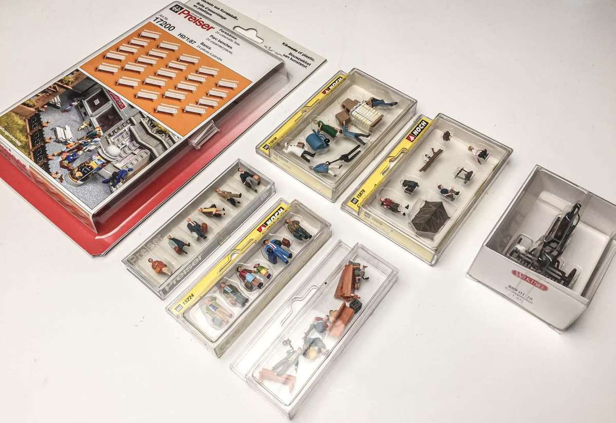 Preiser, Noch, Wiking (HO) People and Items