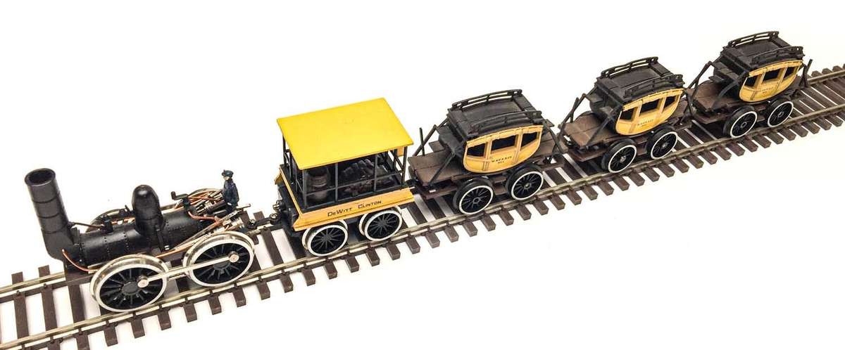 Bachmann: The DeWitt Clinton Loco, Tender and Carriages (HO)