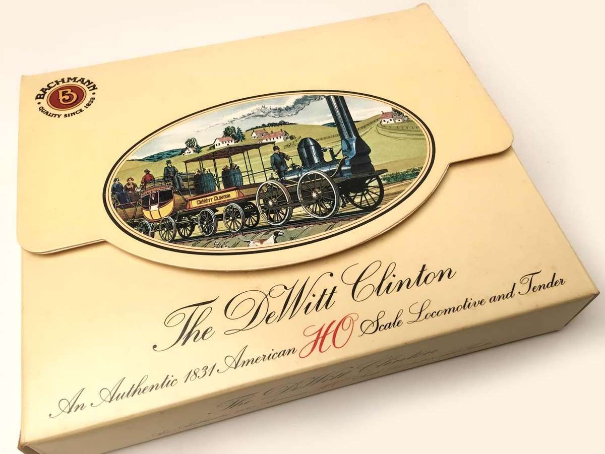 Bachmann: The DeWitt Clinton Loco, Tender and Carriages (HO)