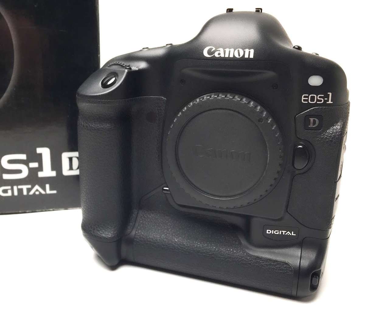 Canon EOS 1D Body almost as new