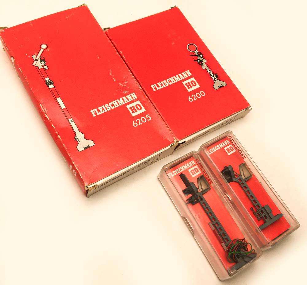 FLEISCHMANN: 4 SIGNALS (6200, 6205, 6221, 6226) HO