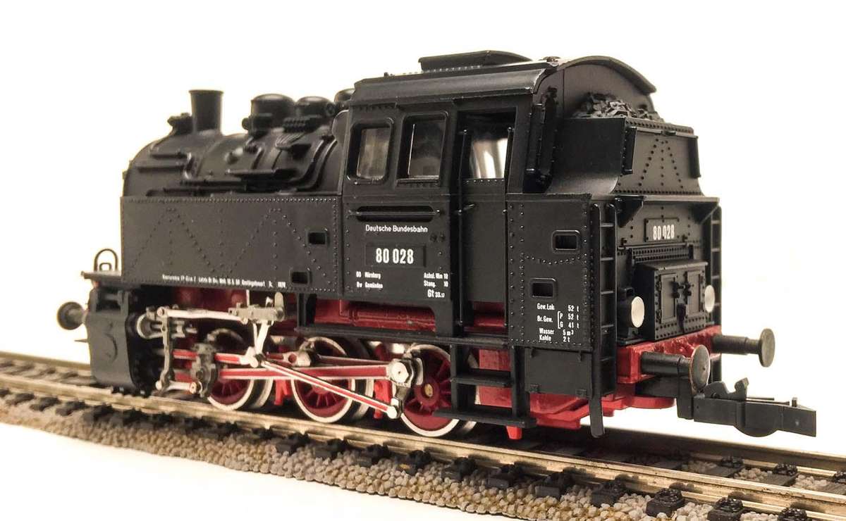 ROCO: BR 80 (HO) Steam Shunting Loco of the DB