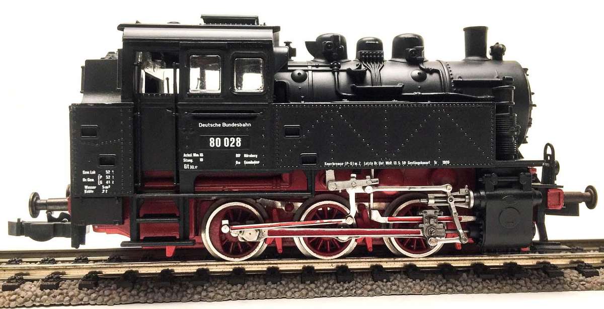 ROCO: BR 80 (HO) Steam Shunting Loco of the DB