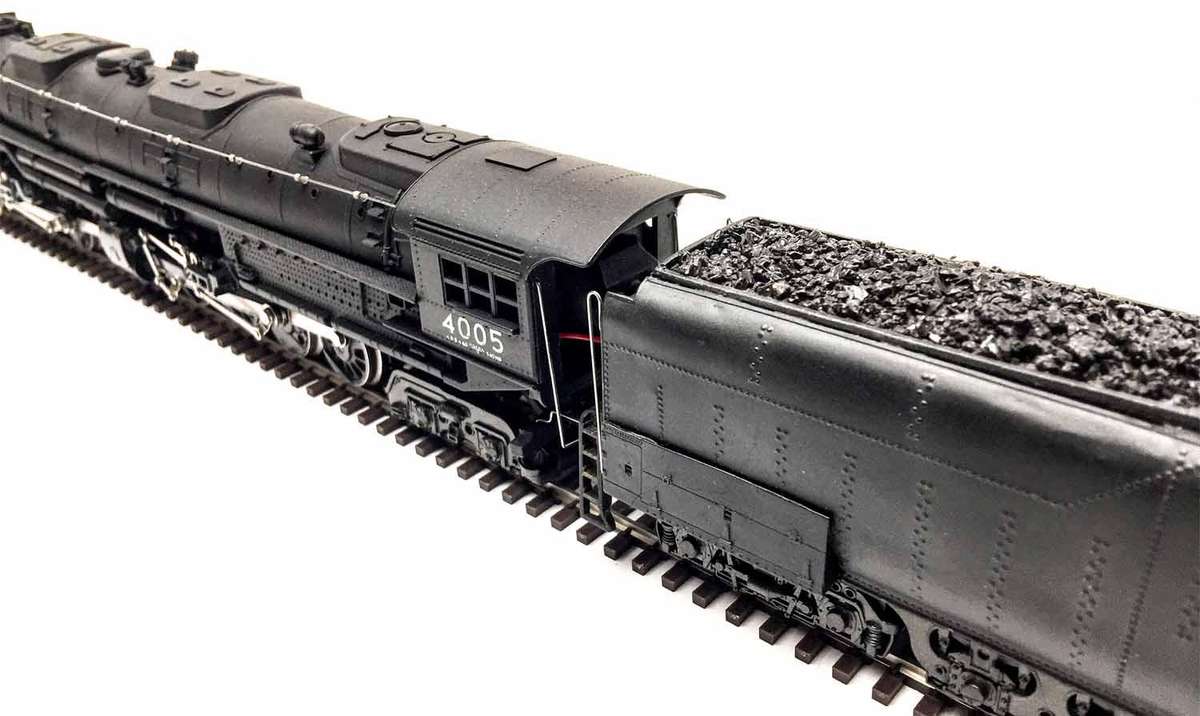 RIVAROSSI: UNION PACIFIC Steam Locomotive 4-8-8-4  Big Boy (HO)