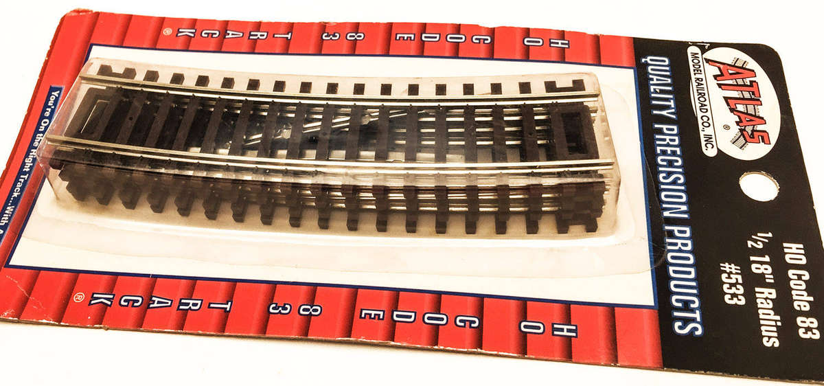 ATLAS: HO CODE 83 CURVED TRACK - 1/2 Section - 18" Radius - 4pcs #533