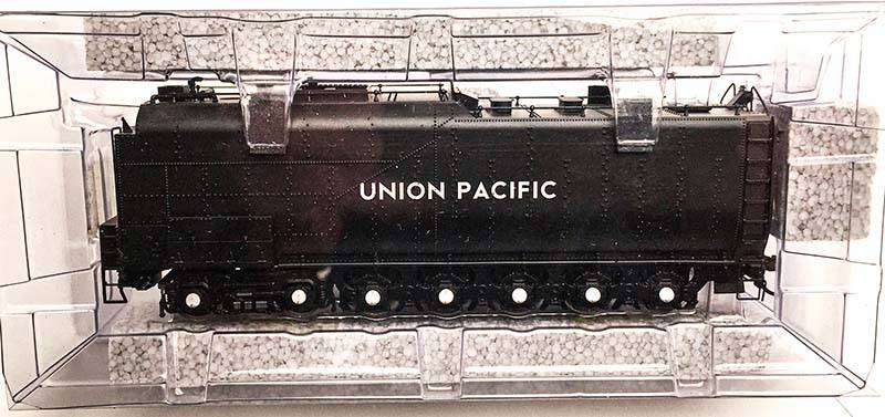 ATHEARN GENESIS CHALLENGER 4-6-6-4 With DCC & Sound, UNION PACIFIC #3985 Modern