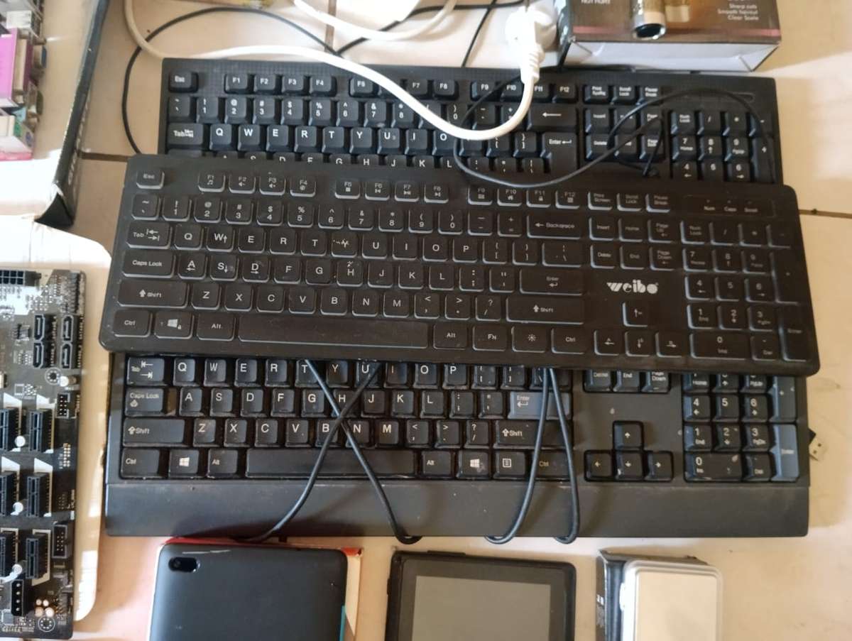 BULK LOT ELECTRONICS