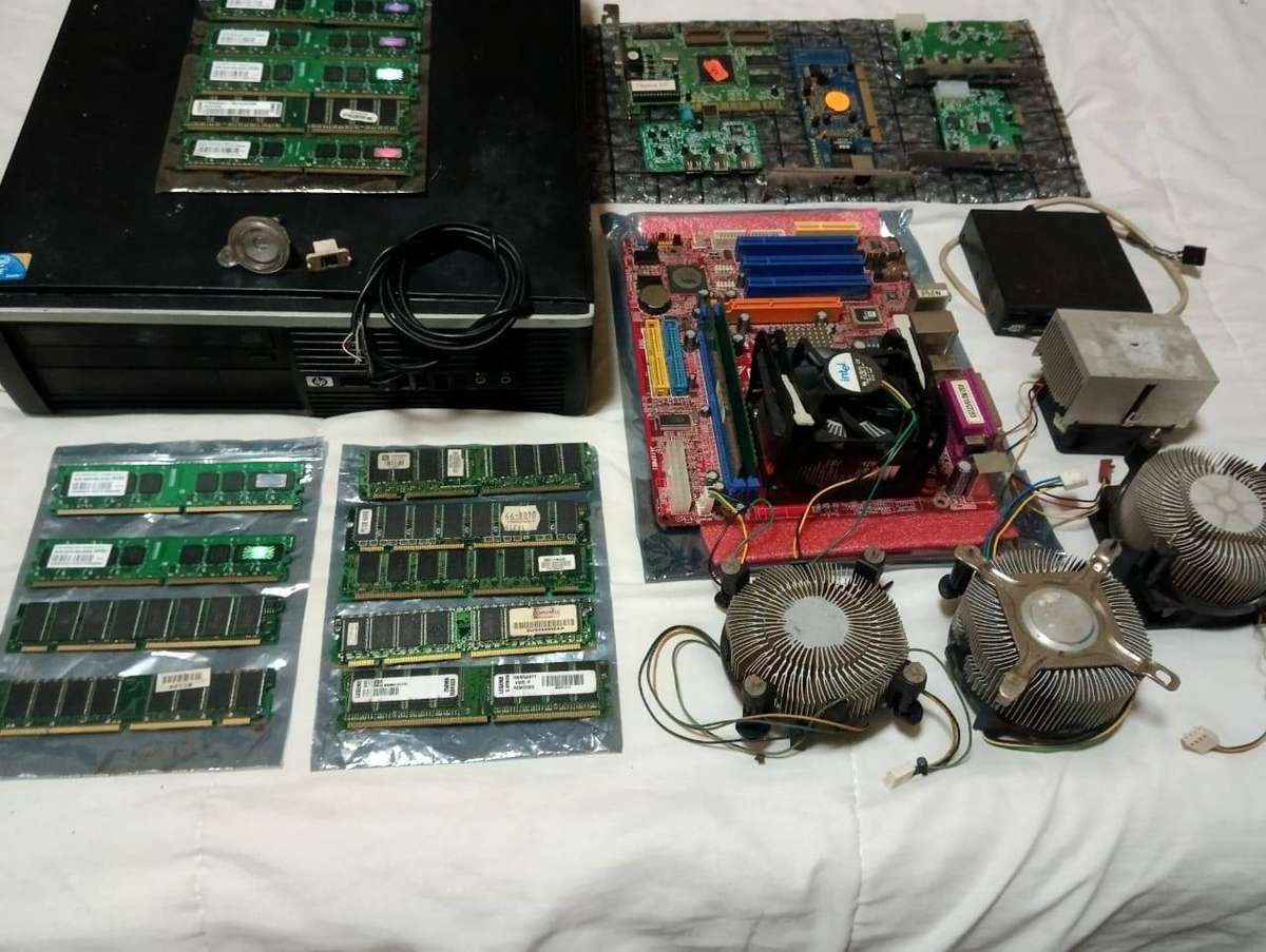 Desktop PC + Parts Combo (Please read)