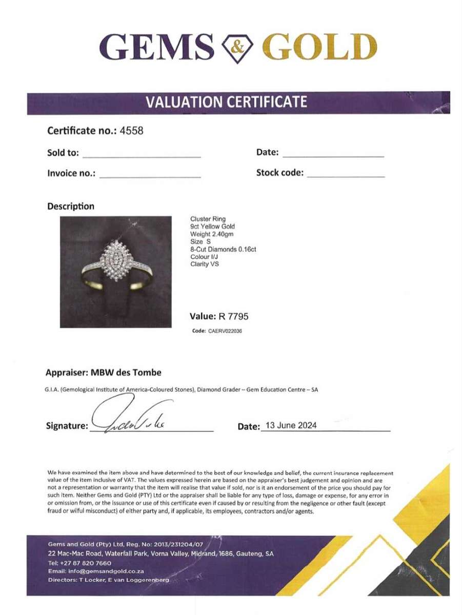 9ct Yellow Gold and Diamond Cluster Ring