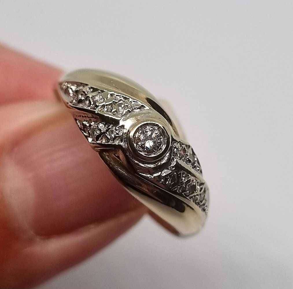 9ct Yellow Gold Diamond Ring