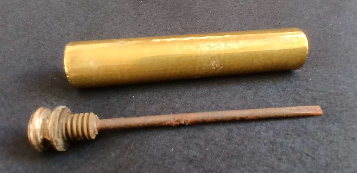 Boer War Period Lee Enfield Rifle Oil Bottle     ( Produced between 1891 and 1899 )     L139