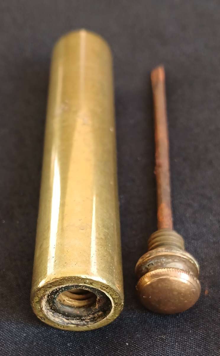 Boer War Period Lee Enfield Rifle Oil Bottle     ( Produced between 1891 and 1899 )     L139