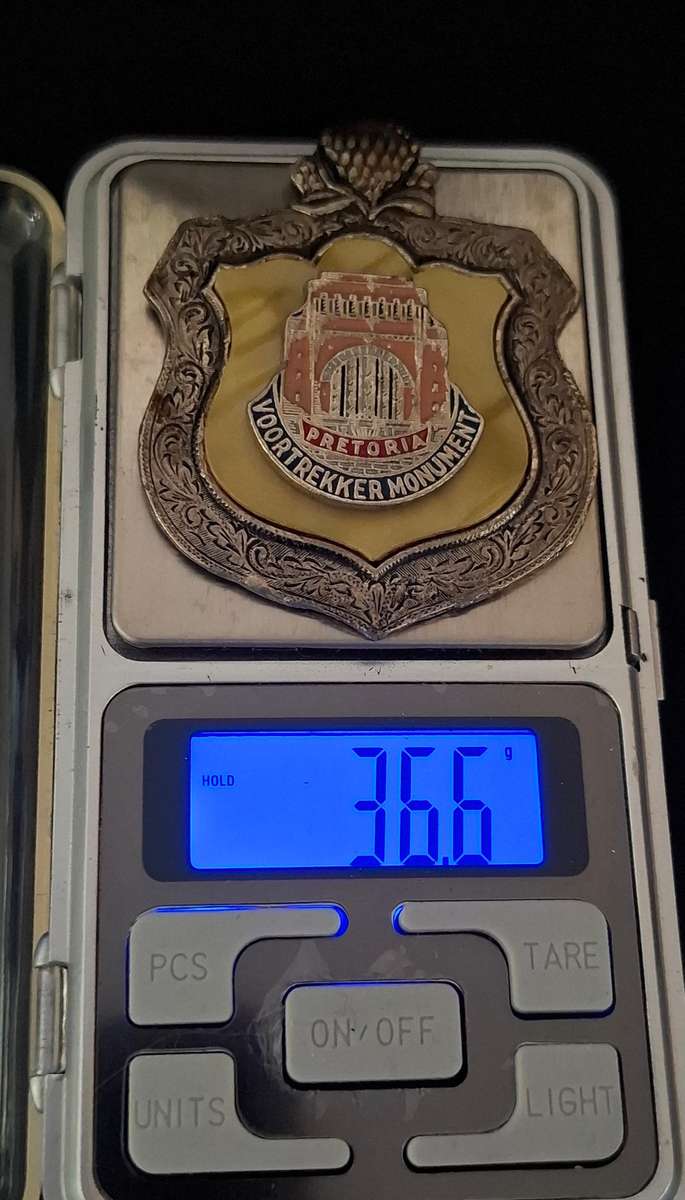 Voortrekker Monument Badge With Mother Of Pearl Inlay and Enamel        E23