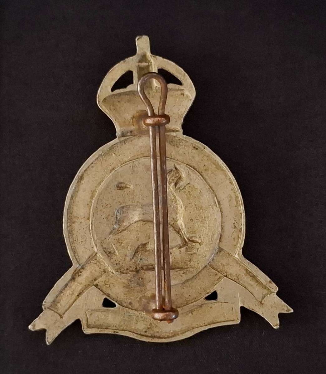 Boer War SA CONSTABULARY WHITE METAL SLOUCH HAT BADGE-SOLID CENTRE-WORN 1902                    E159