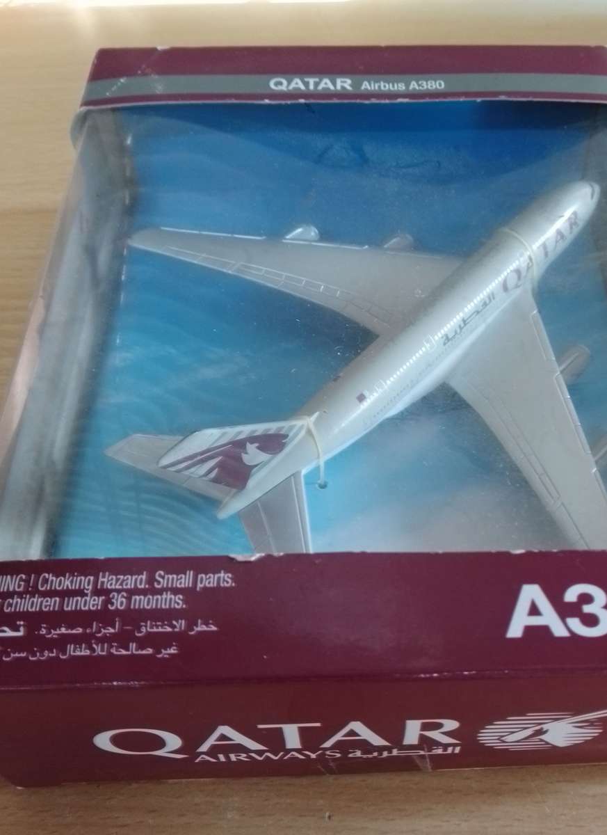 Die cast Qatar airbus A380