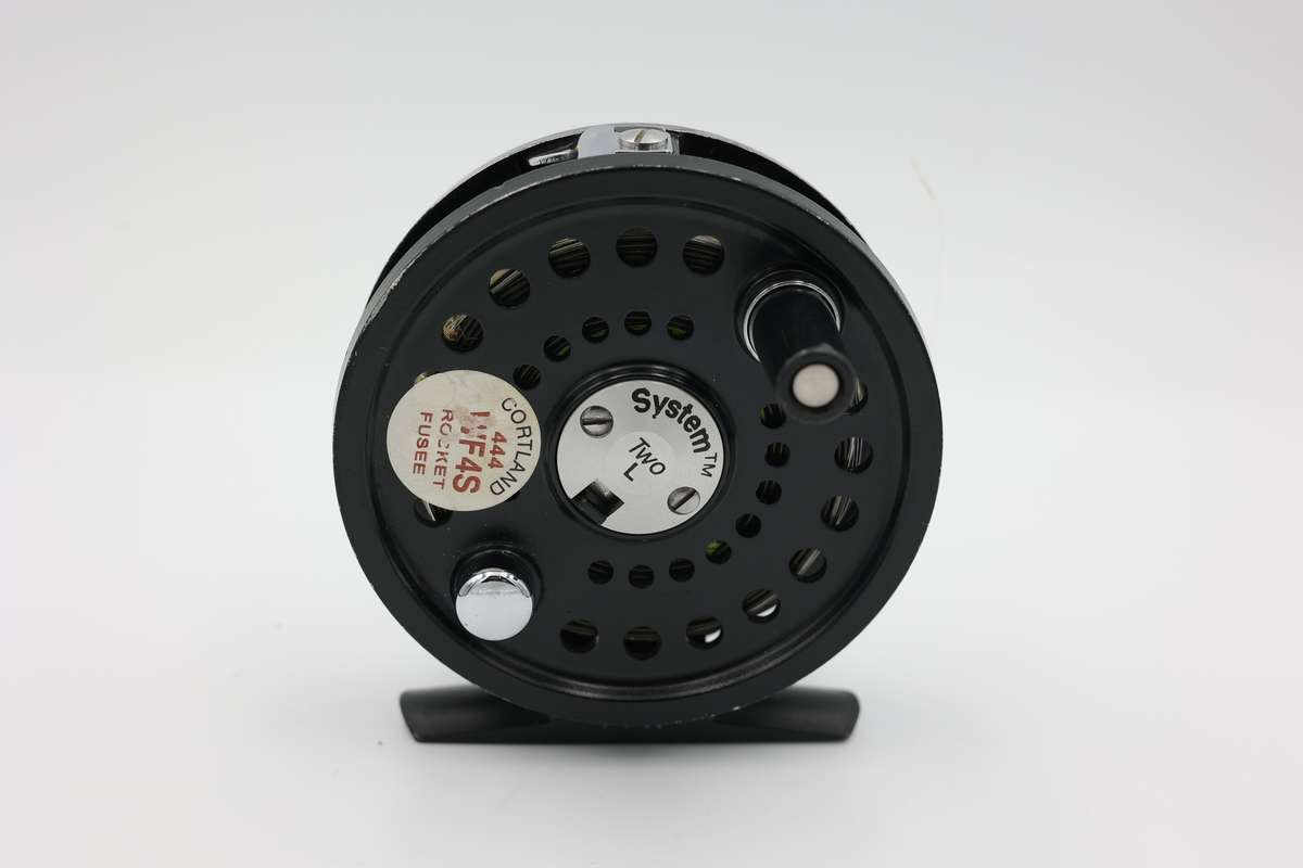 Scientific Anglers System 2 L fly fishing reel