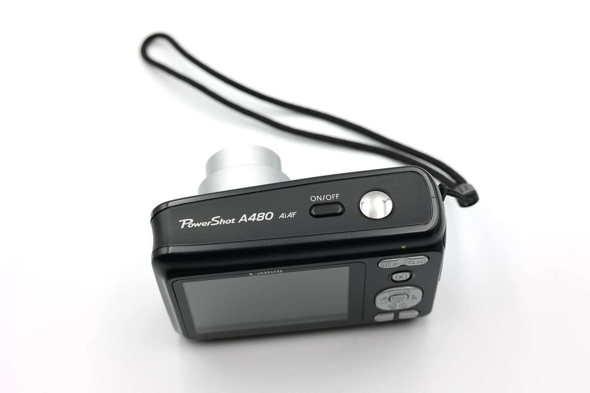 Canon Powershot A480 digital point and shoot camera.