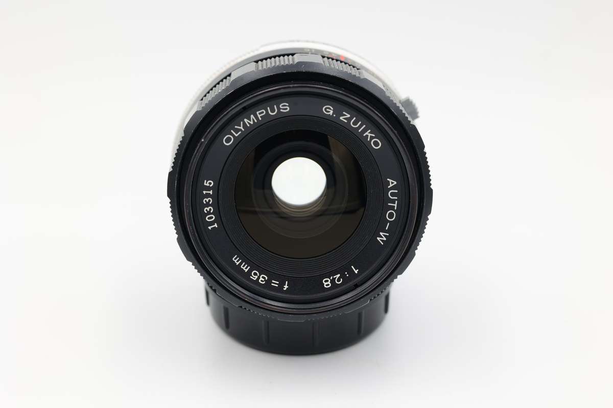 Olympus G.Zuiko Auto-W 35mm 2.8 lens (M42 screw mount)