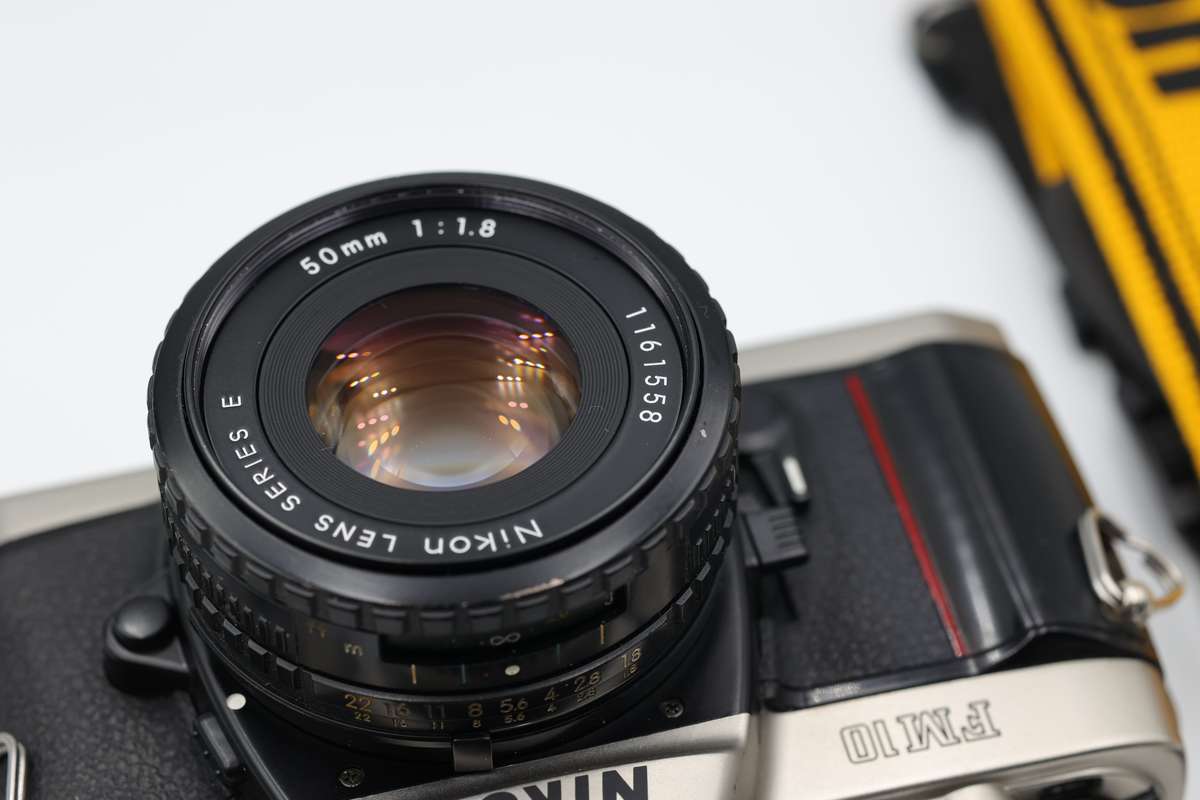 Nikon FM10 35mm film camera