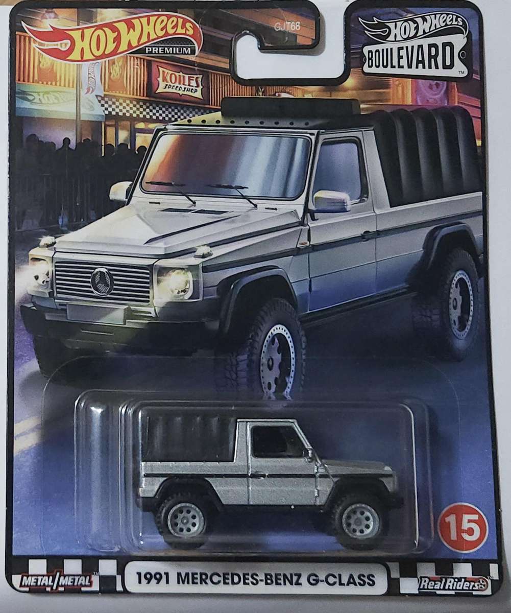 Hot Wheels Boulevard Real Riders Mercedes Benz