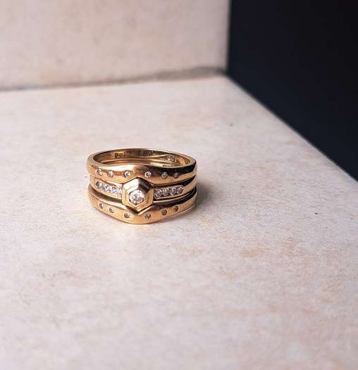 9ct gold petite diamond ring set
