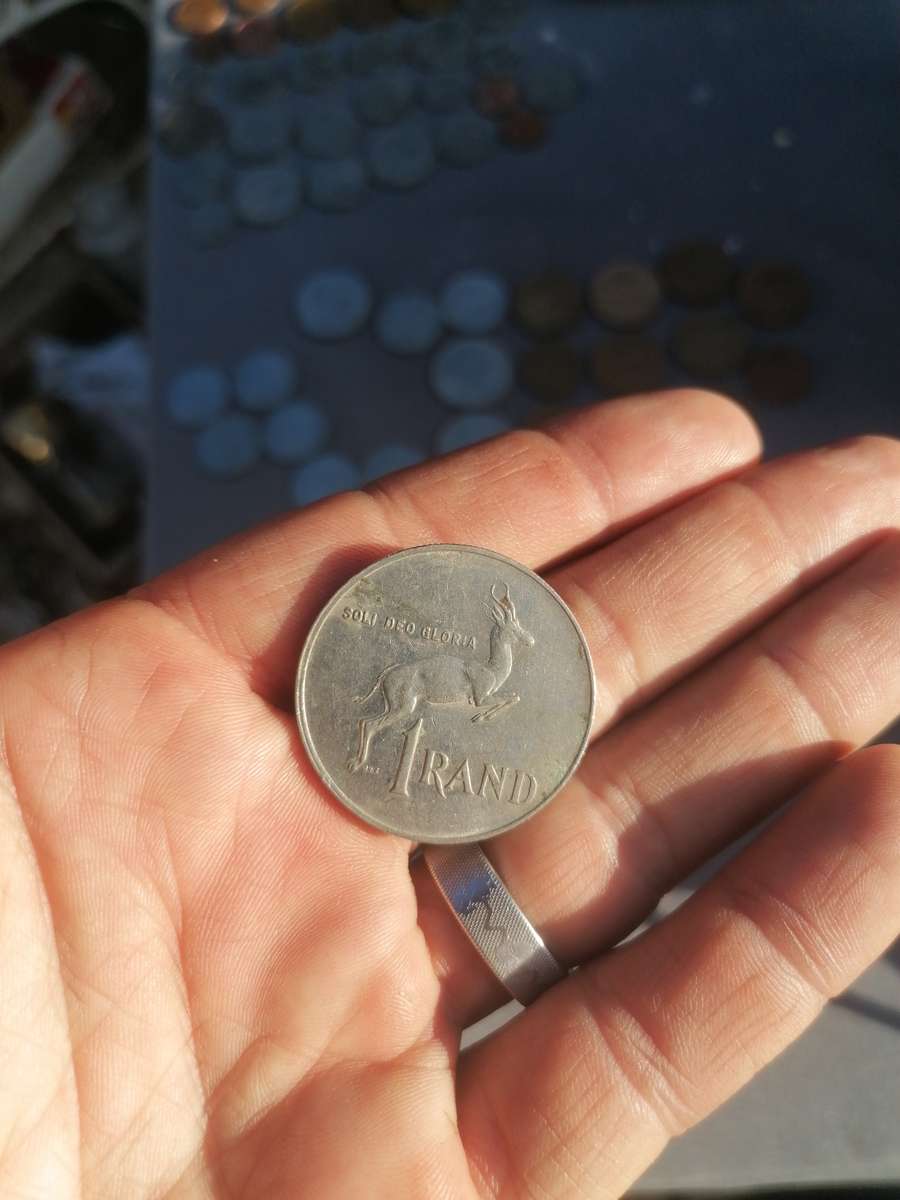Mix old south african error coins. Bit off centre